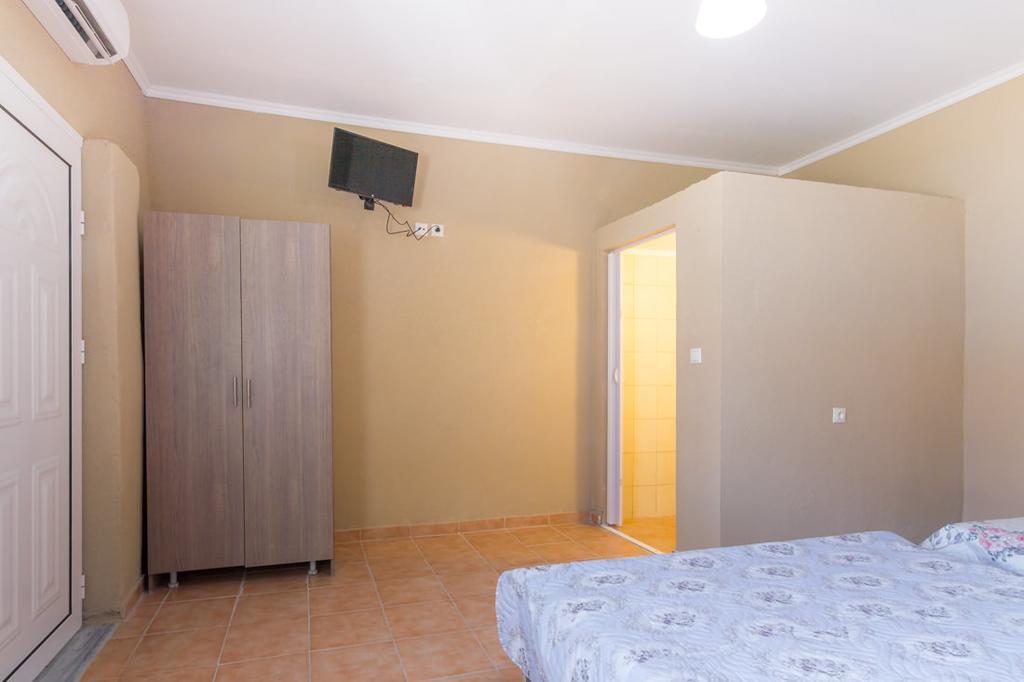 Kremasti Rooms Ngoại thất bức ảnh